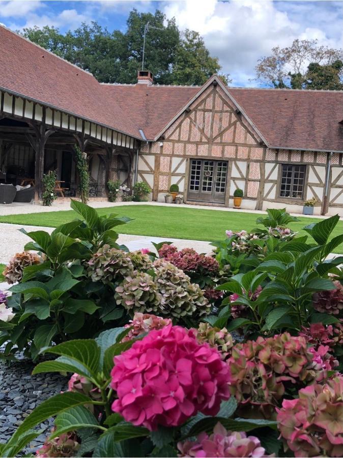 Le Pigeonnier De La Farge (Adults Only) Acomodação com café da manhã Chaumont-sur-Tharonne Exterior foto